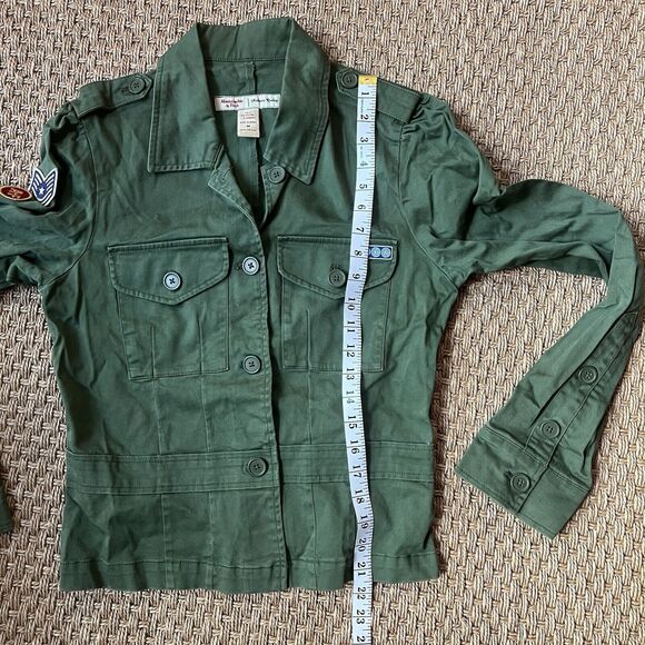 Abercrombie & Fitch Army Green Utility Jacket Patch Pockets Arm Patches Sz M - Picture 6 of 7